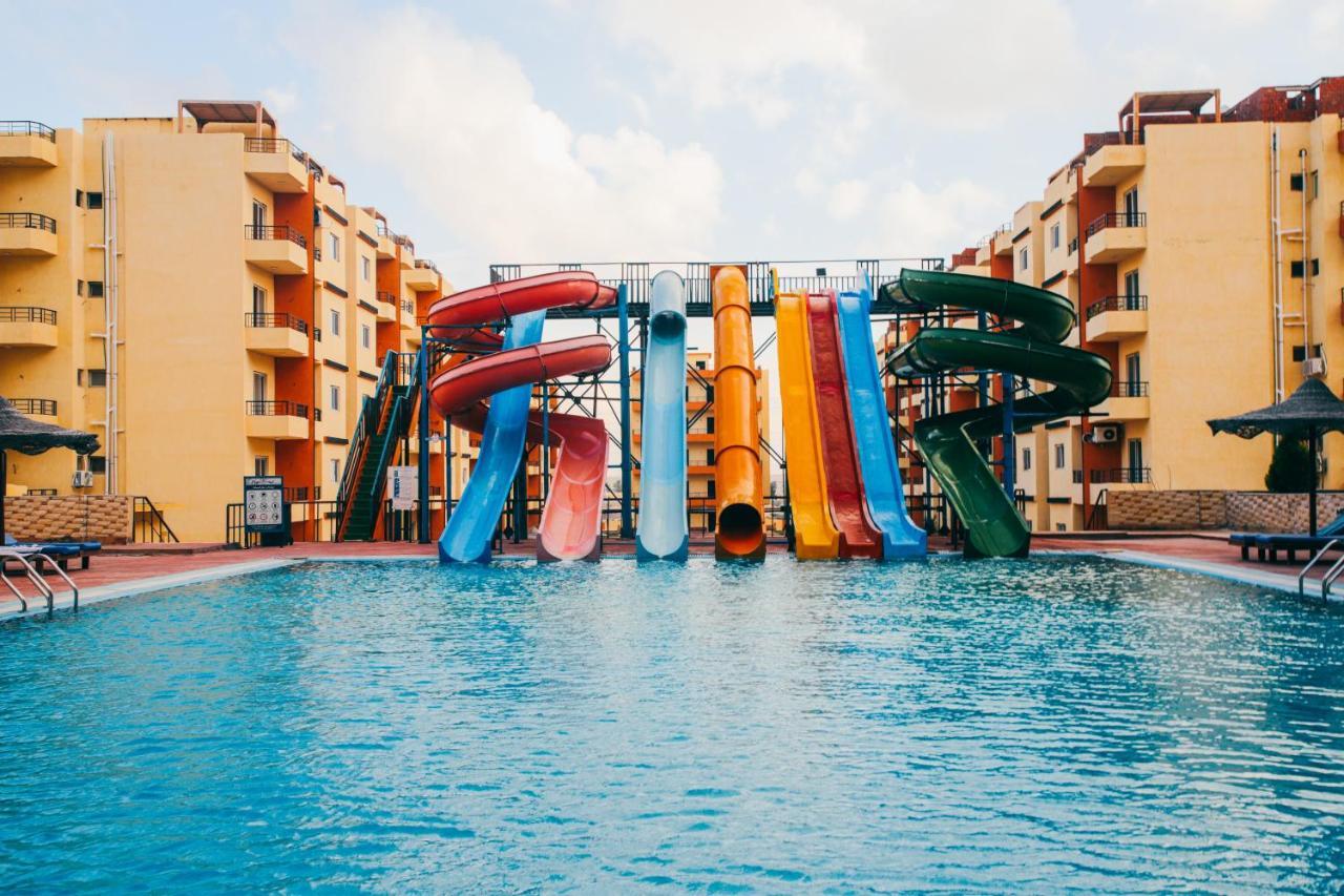 Retal View North Coast Aqua Park Hotel El Alamein Exterior foto