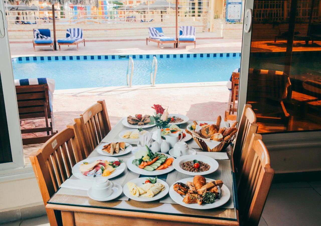 Retal View North Coast Aqua Park Hotel El Alamein Exterior foto
