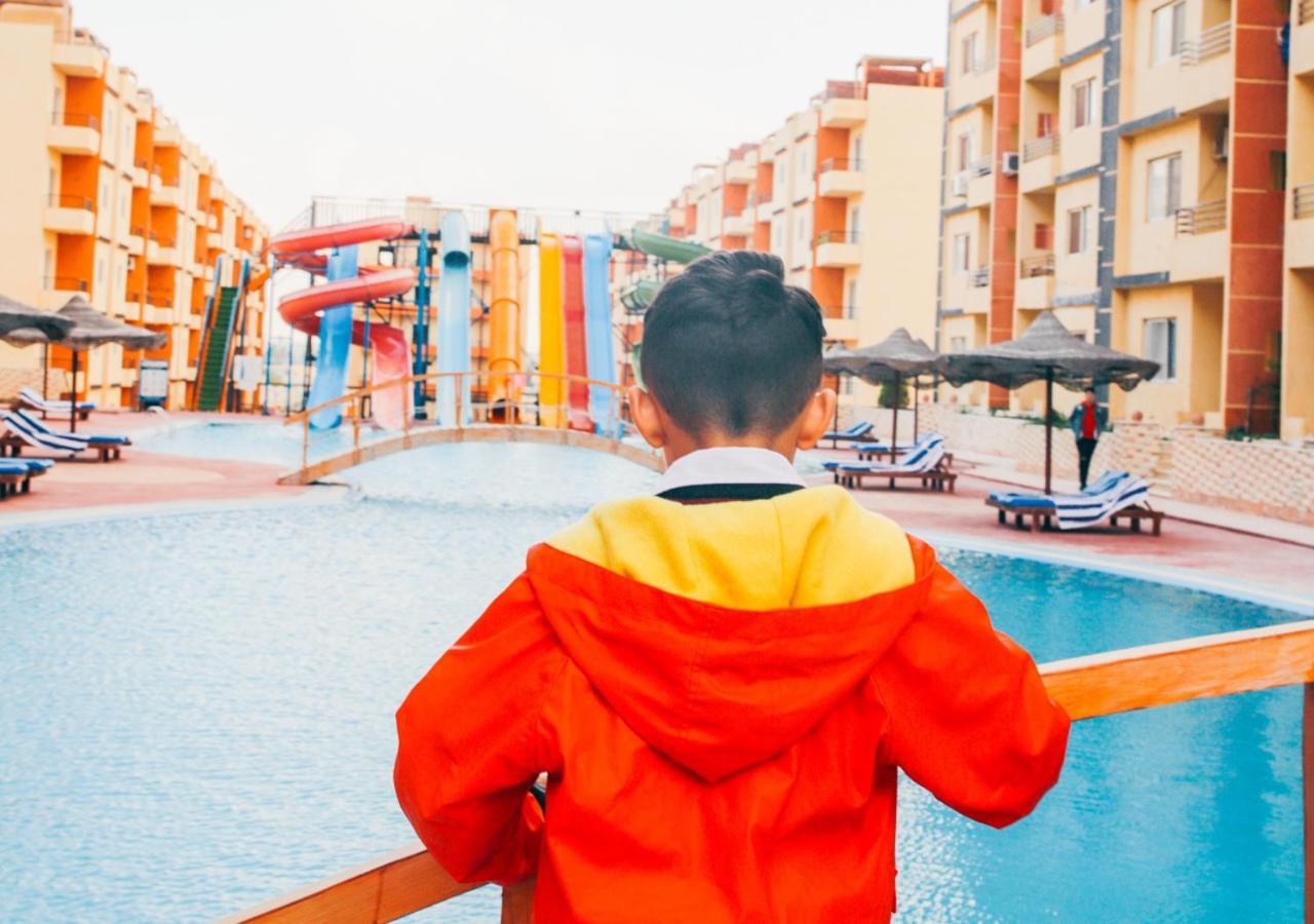Retal View North Coast Aqua Park Hotel El Alamein Exterior foto